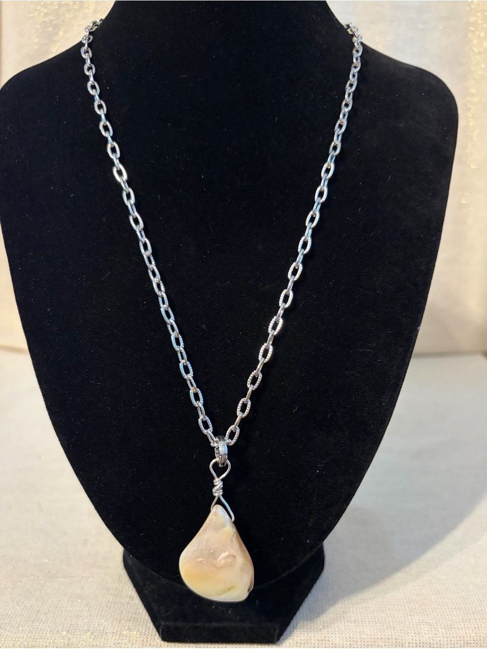 SilverTone Chain Necklace with Cream Pendant - Unbranded